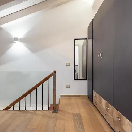 Guesthost - San Giuliano 81 *