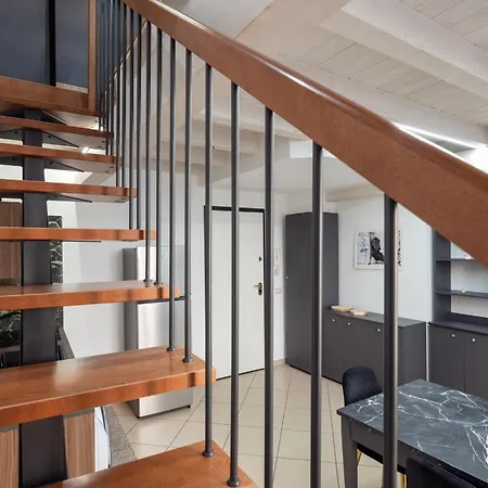 Guesthost - San Giuliano 81 Apartament Katania