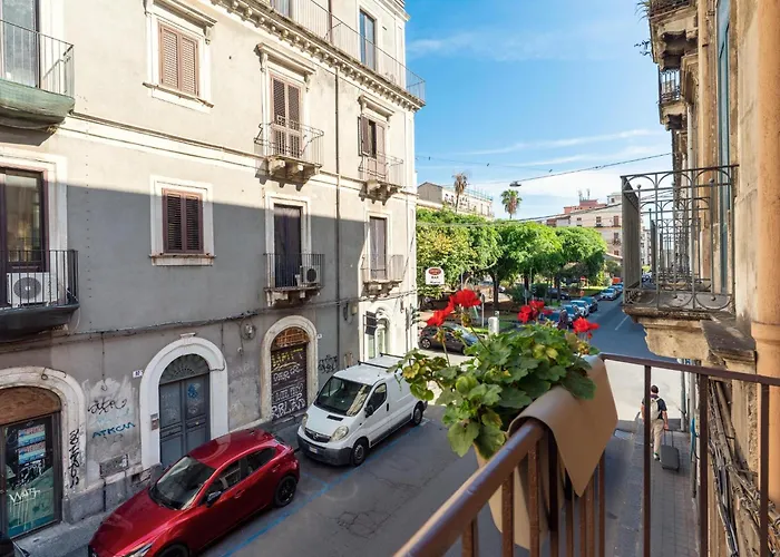 Guesthost - San Giuliano 81 Κατάνια